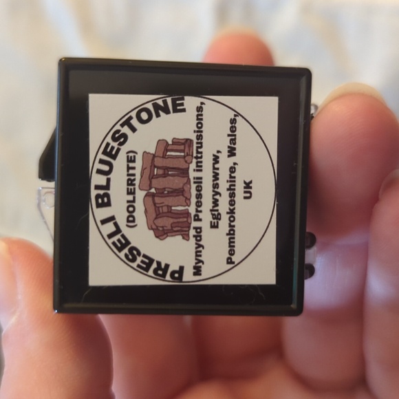 Dolerite crystal - Picture 3 of 3